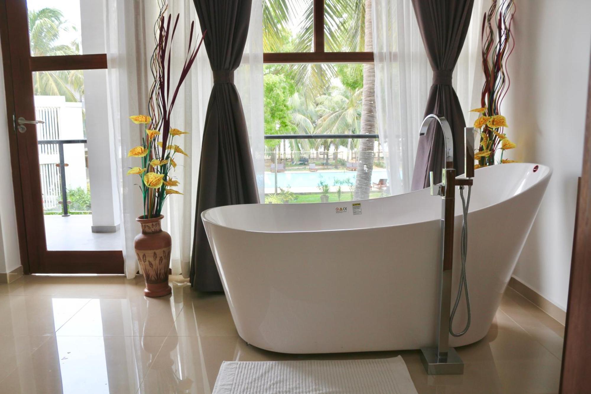 High Park Hotel Nilaveli Ngoại thất bức ảnh