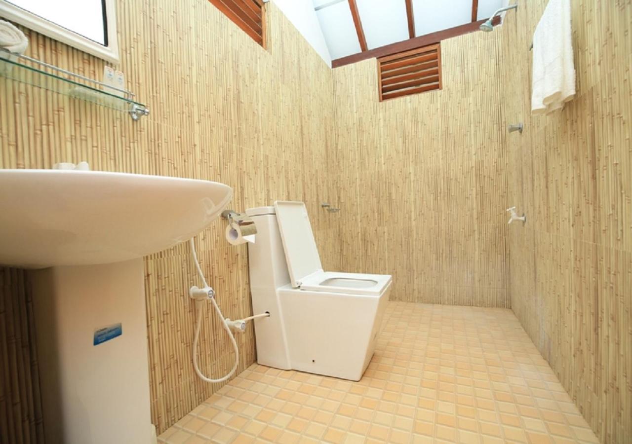 High Park Hotel Nilaveli Ngoại thất bức ảnh
